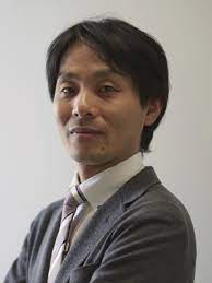 This image has an empty alt attribute; its file name is singo-shimoda.jpg